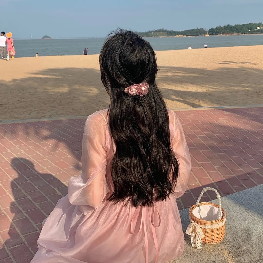 开画少女漫